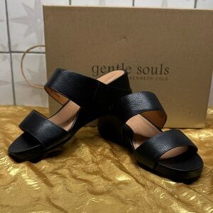 Gentle Souls by Kenneth Cole Black Leather Dual-Strap Slide Sandals